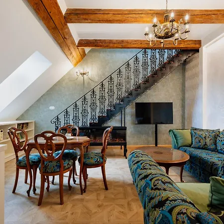 Opera Darte Appartement *